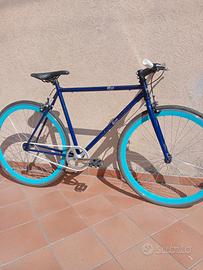 bici brandizzata baci perugina