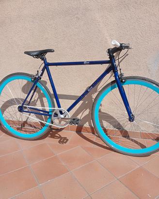 bici brandizzata baci perugina