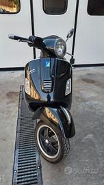 vespa GTS 300 2011