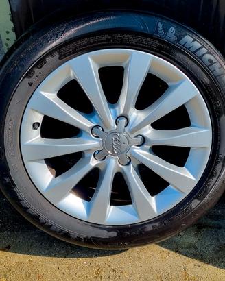cerchi in lega Audi  da 17 con gomme Michelin 