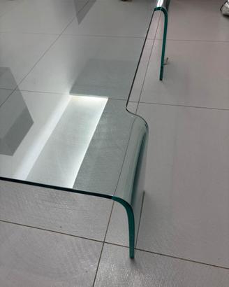 Tavolo in vetro