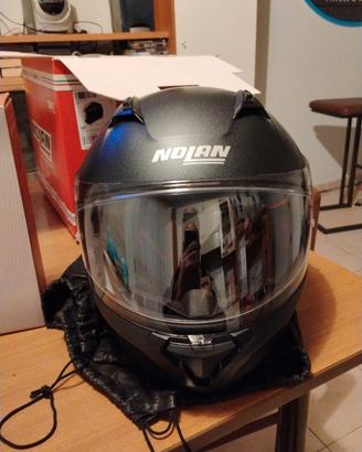 casco moto con interfono montato 