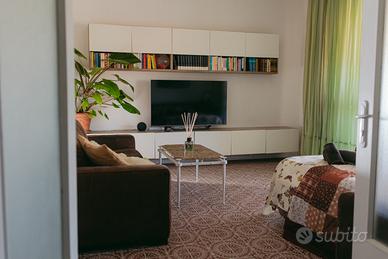 Ampia stanza con terrazza -500