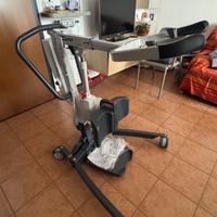 Sollevatore/verticalizzatore disabili/anziani