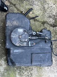 serbatoio adblue bmw serie5 f10 f11