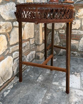 Tavolini in ferro