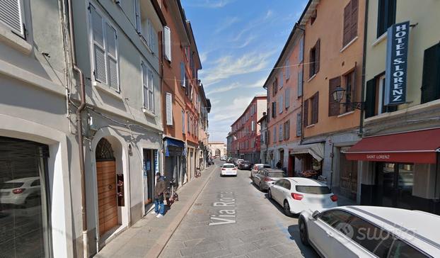 Stanza singola con doppi servizi - 210 euro
