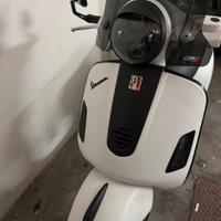 Vespa 300 GTS