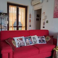 divano tre posti 