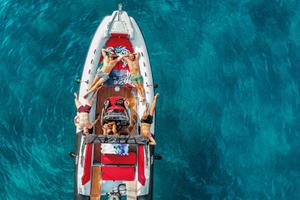 Gommone Thor 6.8 - Honda 200cv 104 ore - Teak