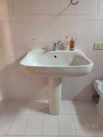 Lavandino, bidet e water Ideal Standard