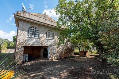 Zagarolo: villa unifamiliare