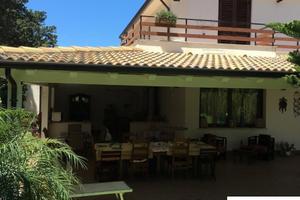 TERRASINI: PORZIONE DI BIFAMILIARE IN RESIDENCE