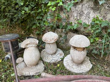 funghi decorazione giardino
