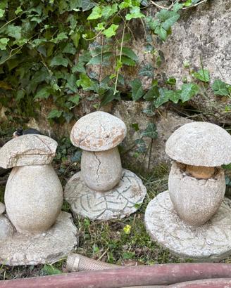 funghi decorazione giardino
