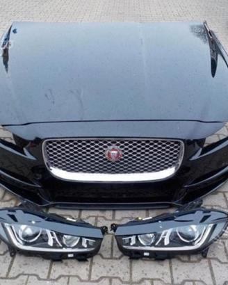 Jaguar XE Muso e Airbag