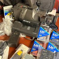 Videocamera Sony Handycam Video 8 CCD-F350E Vintag