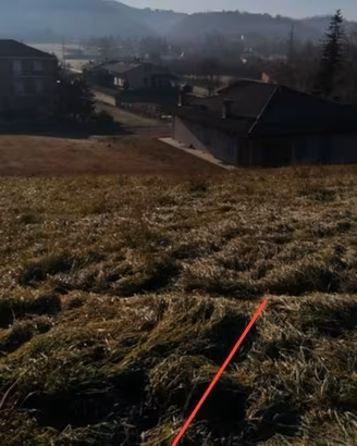Immobile in asta di 1488 m² a Canale