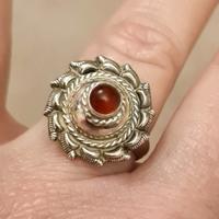 Anello argento vintage  etnico con pietra corniola