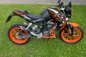 KTM DUKE 125