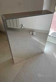 Armadietto specchio con mensole in vetro + led