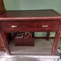 Tavolino in legno arte povera