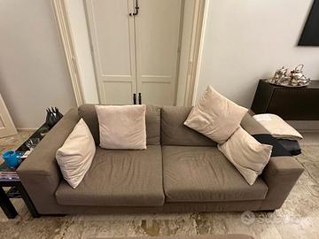 Divano Ferlea grigio – come nuovo