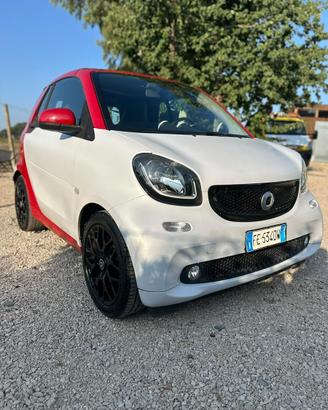 Smart fotwo cabrio  0.9 turbo 90 cv anno 2016