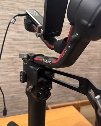 DJI RS 3 Pro Combo stabilizzatore ronin