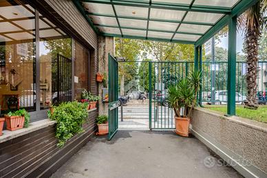 2 LOCALI A MILANO