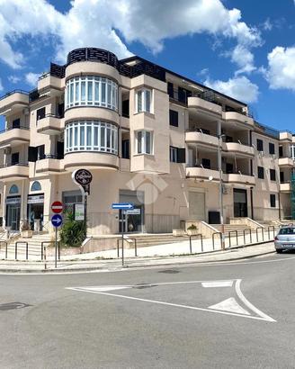 4 LOCALI A SANTA MARIA A VICO