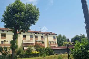 3 LOCALI A PARMA