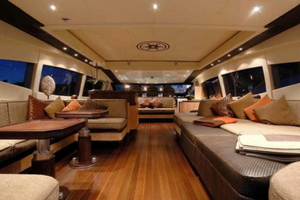 Falegname allestitore restauratore navale