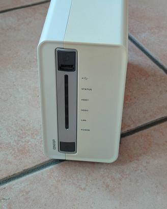 Nas qnap ts-212 con 2 dischi wd Red da 2TB
Perfett