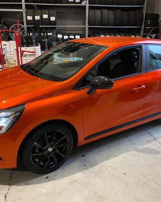 Cerchi NUOVI Renault Clio raggio 17 cod.2984