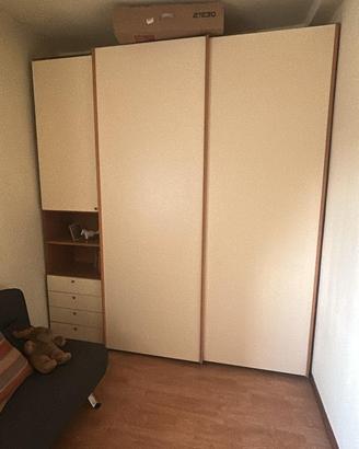 Armadio modulare con letto a ribalta