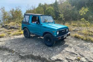 Suzuki Samurai