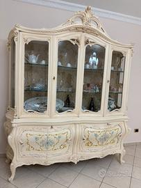 vetrina stile barocco