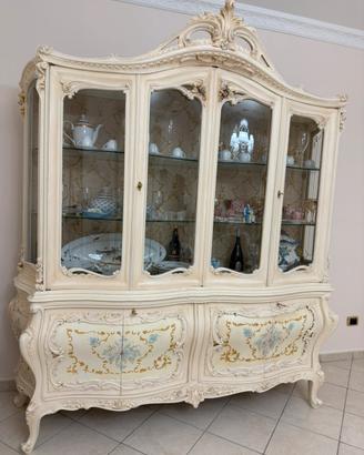 vetrina stile barocco