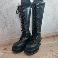 stivali anfibi New Rock donna.