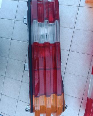 fanali posteriori mercedes-benz w123