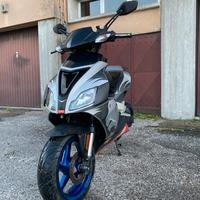 Aprilia sr 50 factory