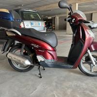 Scooter sh 150 anno 2006