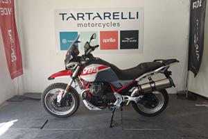 Moto Guzzi V85 TT E5+ GRIGIO YANAR DAG - GIAL...