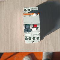 interruttore differenziale magnetotermico c32 30 m