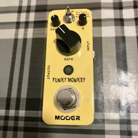Mooer Funky Monkey - pedale Auto-Wah (mini)