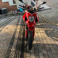 Ducati Hypermotard 1100 evo