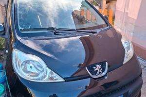 Peugeot 107 1.0 benzina