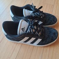 Scarpe adidas n.34