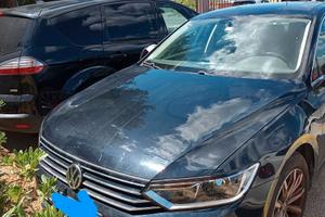 Volkswagen Passat 8 serie 2000 berlina